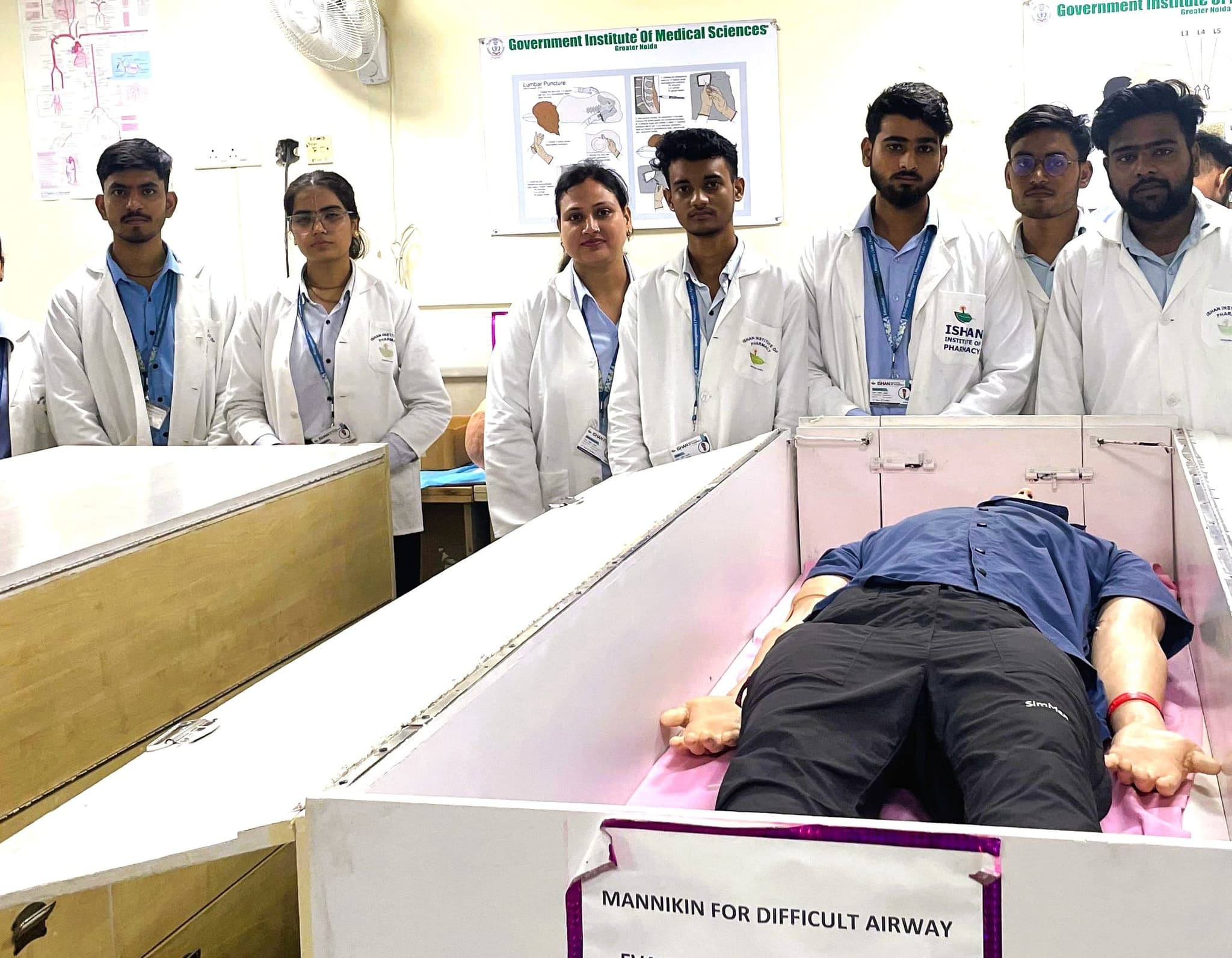Students Explore Healthcare Practices at GIMS, Greater Noida - Photo 3