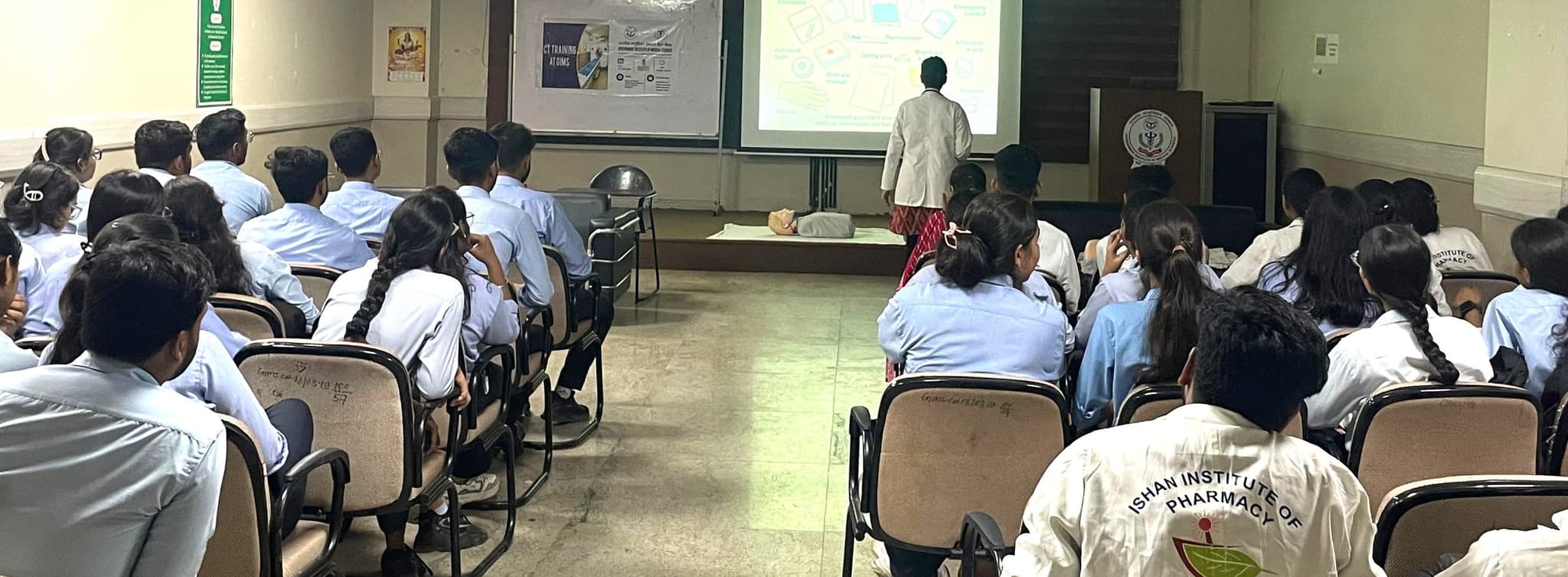 Students Explore Healthcare Practices at GIMS, Greater Noida - Photo 4