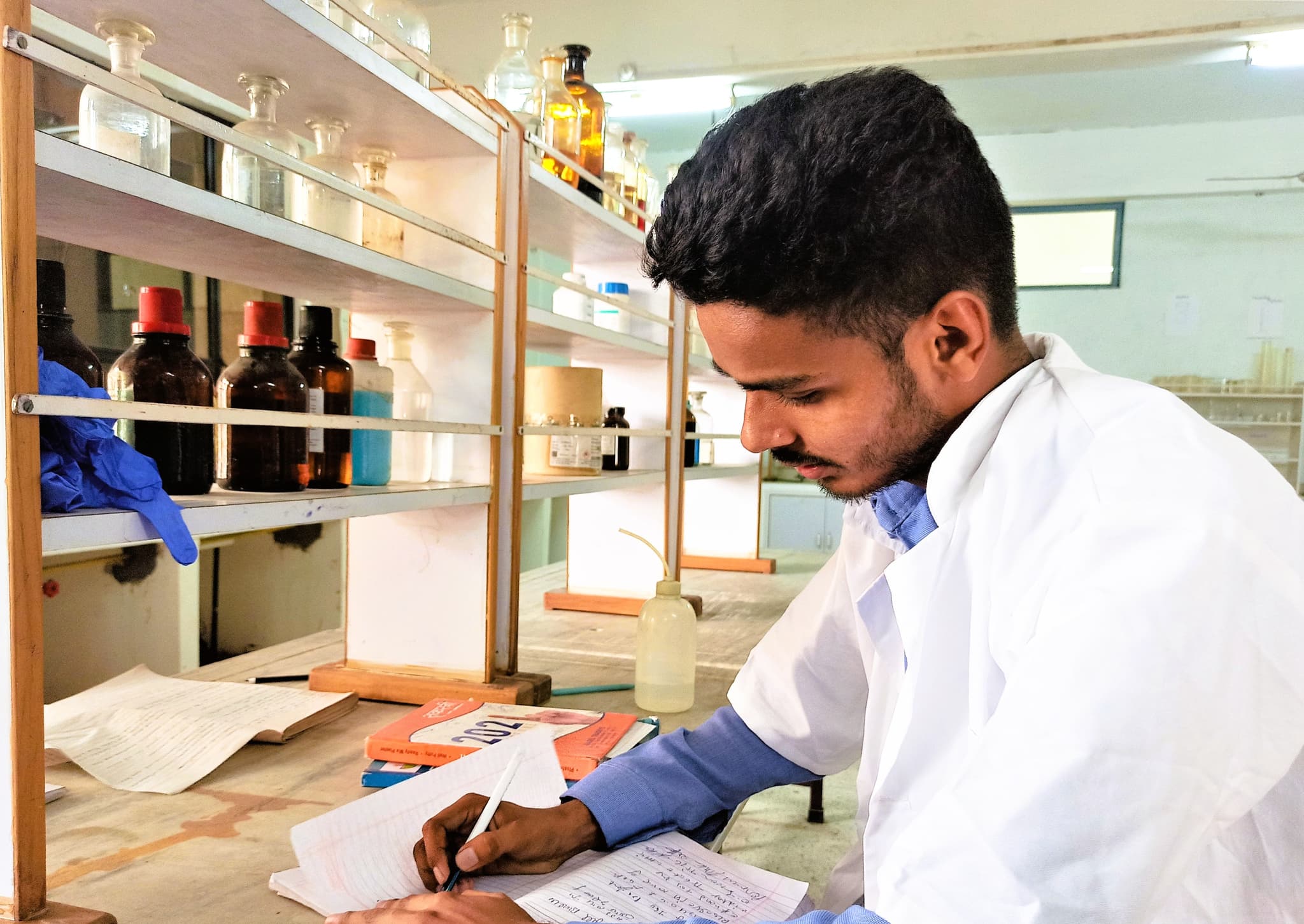 Pharmacy practice simulation in progress
